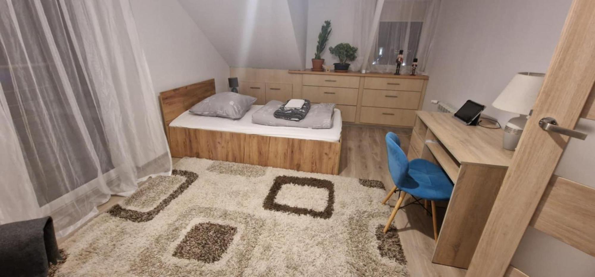 Appartement Cudowny Zakatek Z Ogrodem I Basenem à Bukwica  Extérieur photo