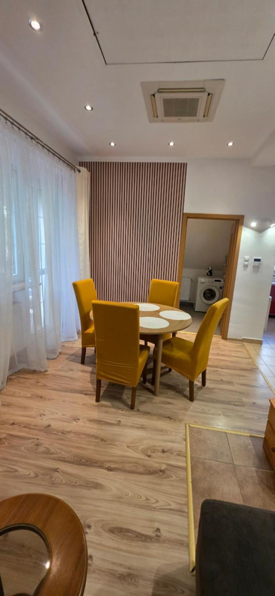 Appartement Cudowny Zakatek Z Ogrodem I Basenem à Bukwica  Extérieur photo